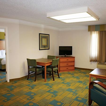 Hotel La Quinta By Wyndham St. Pete-Clearwater Airport Exterior foto