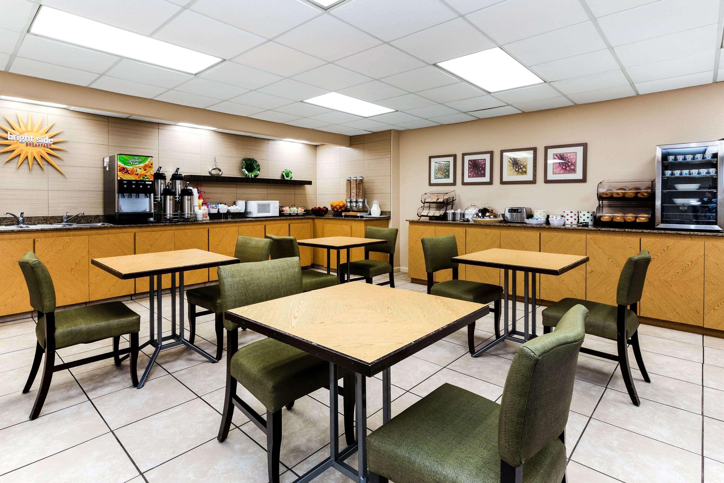 Hotel La Quinta By Wyndham St. Pete-Clearwater Airport Exterior foto
